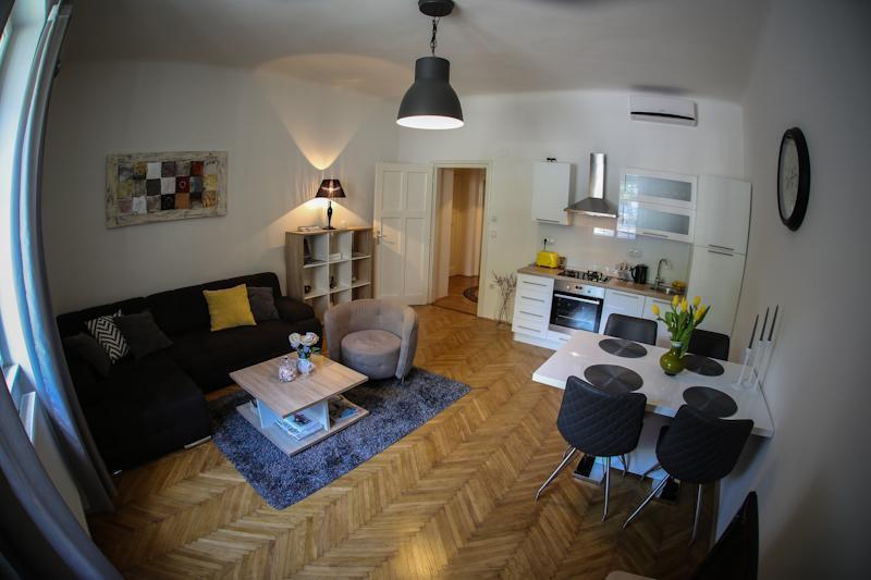 Apartment Iva Zagreb Extérieur photo